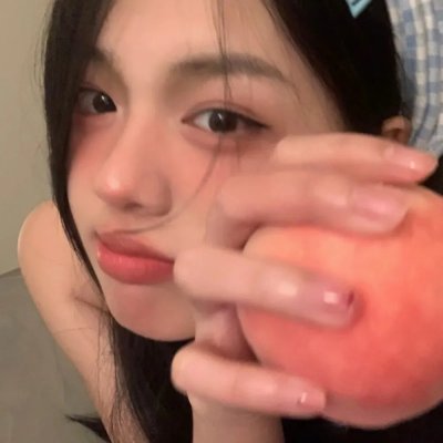 穷养的我租了个富养的她